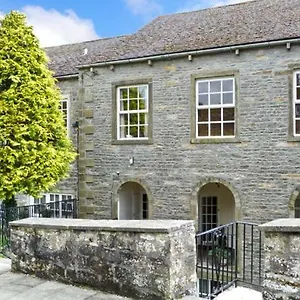 Riverside Walk Apartment Airton